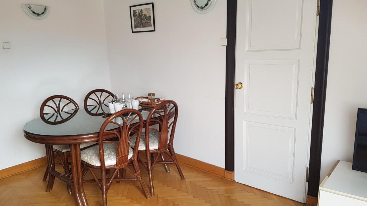 Green Wood Apartament Stara Ochota Warschau Exterior foto
