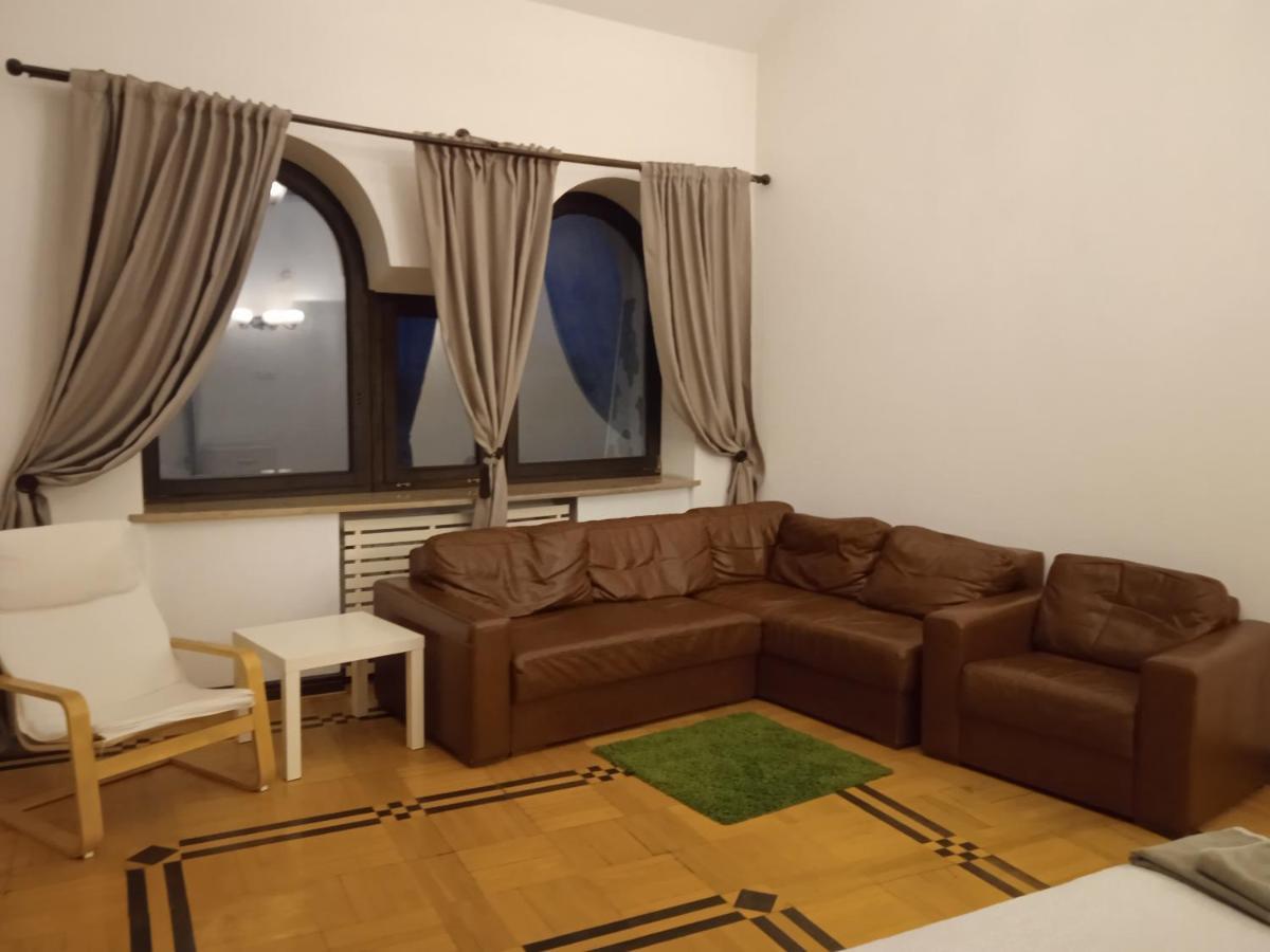 Green Wood Apartament Stara Ochota Warschau Exterior foto