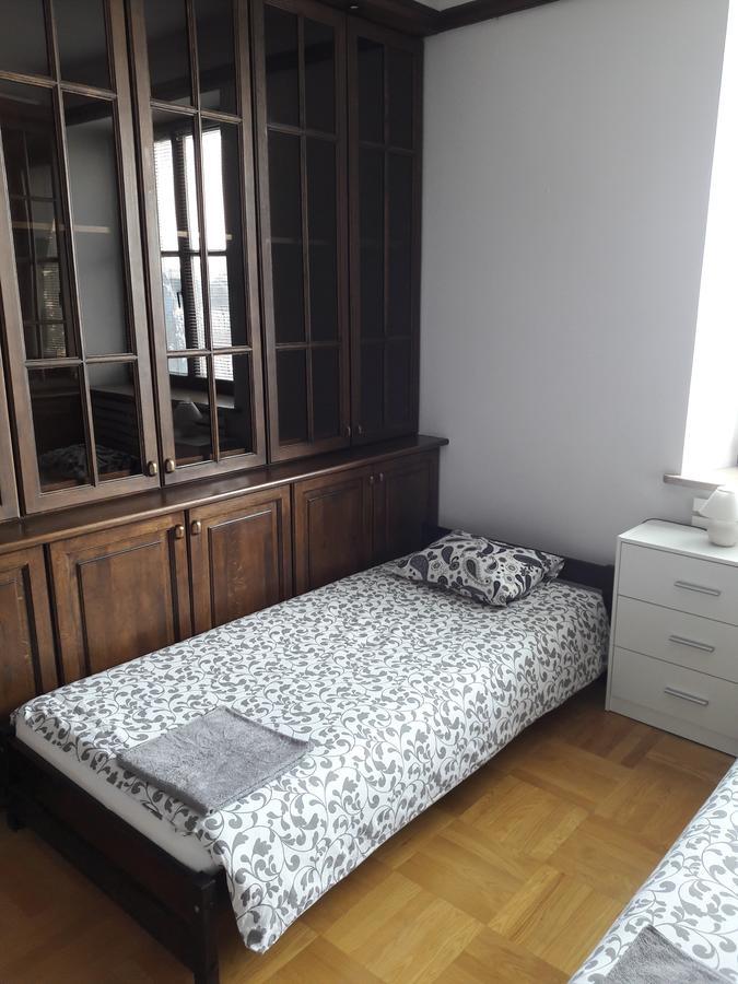 Green Wood Apartament Stara Ochota Warschau Exterior foto
