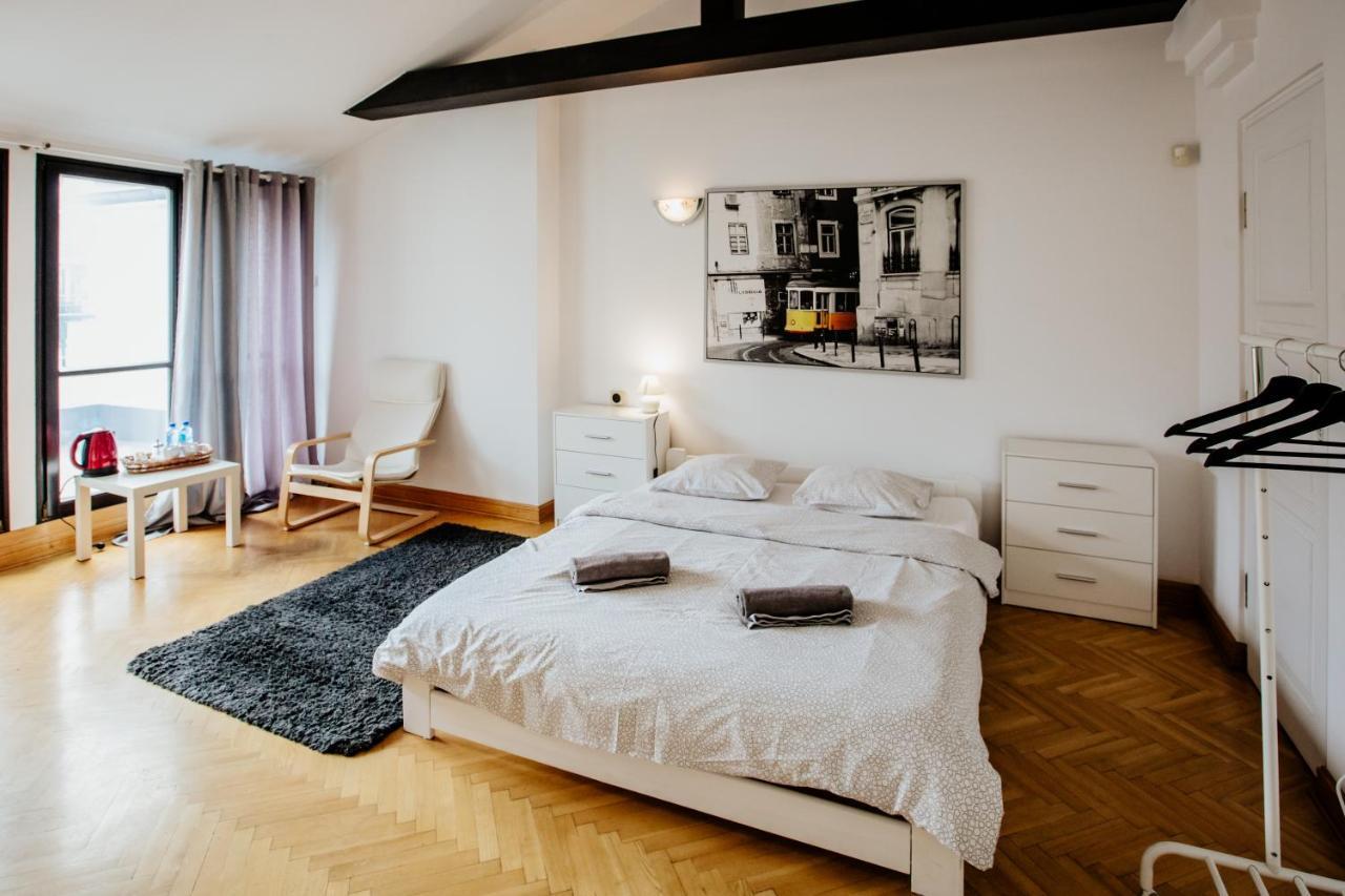 Green Wood Apartament Stara Ochota Warschau Exterior foto