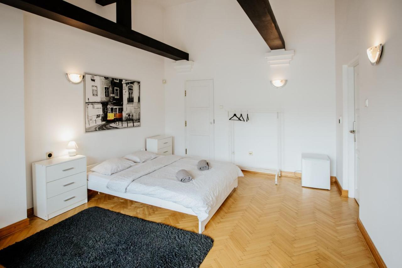 Green Wood Apartament Stara Ochota Warschau Exterior foto