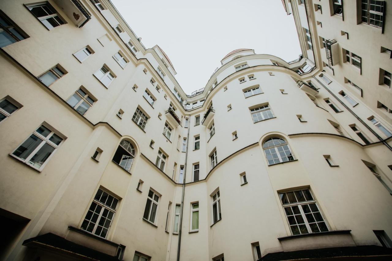 Green Wood Apartament Stara Ochota Warschau Exterior foto