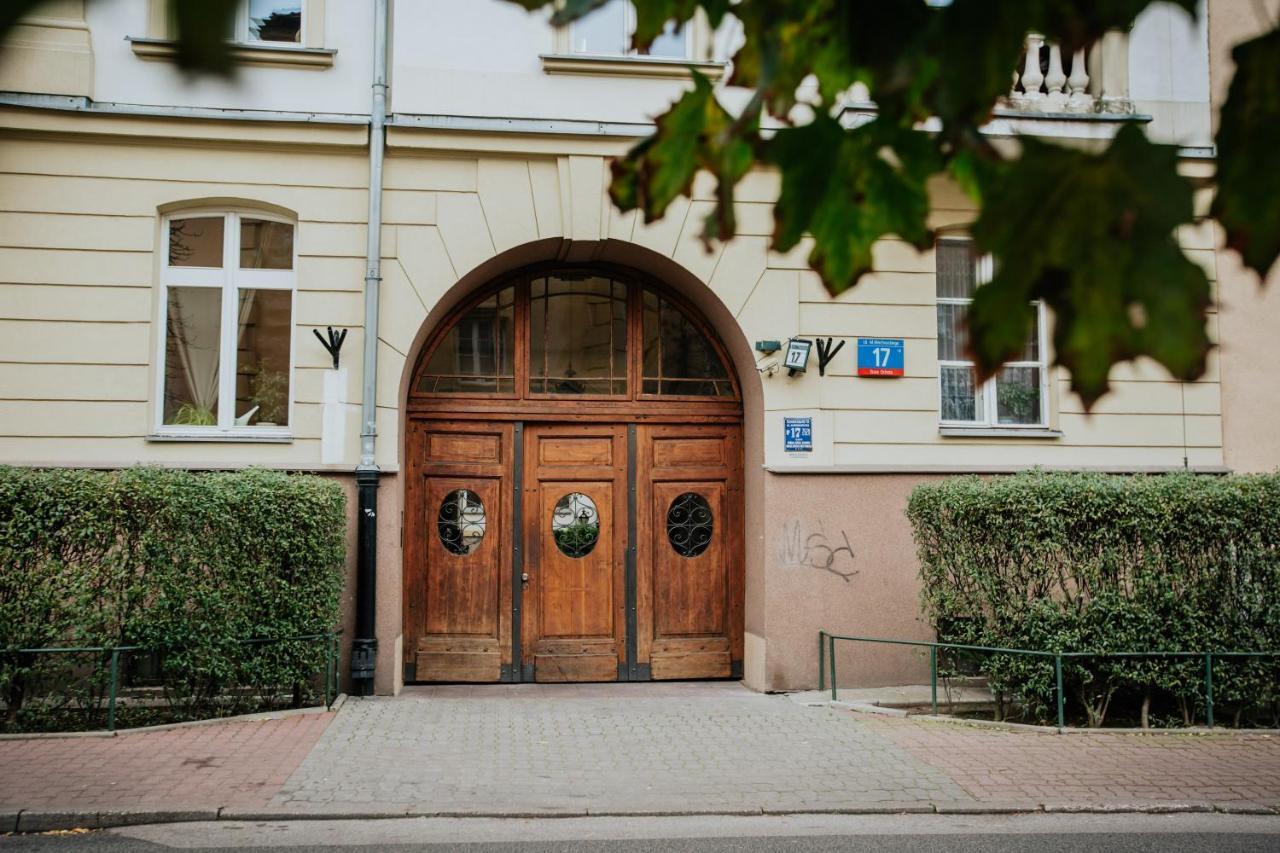 Green Wood Apartament Stara Ochota Warschau Exterior foto